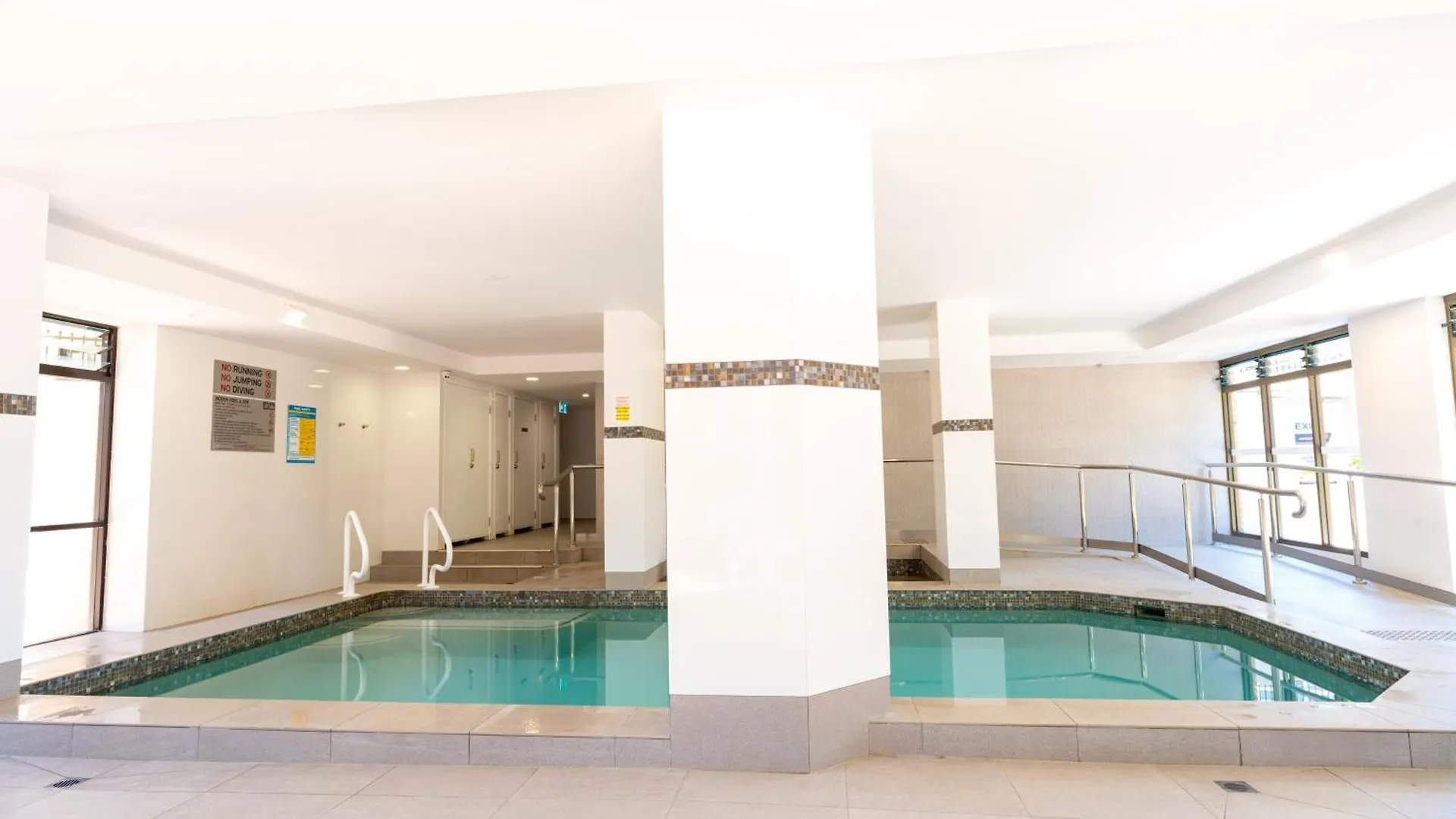 New! Beachfront Bliss 2 Bed 2 Bath Stunning Ocean Views Gold Coast Apartment